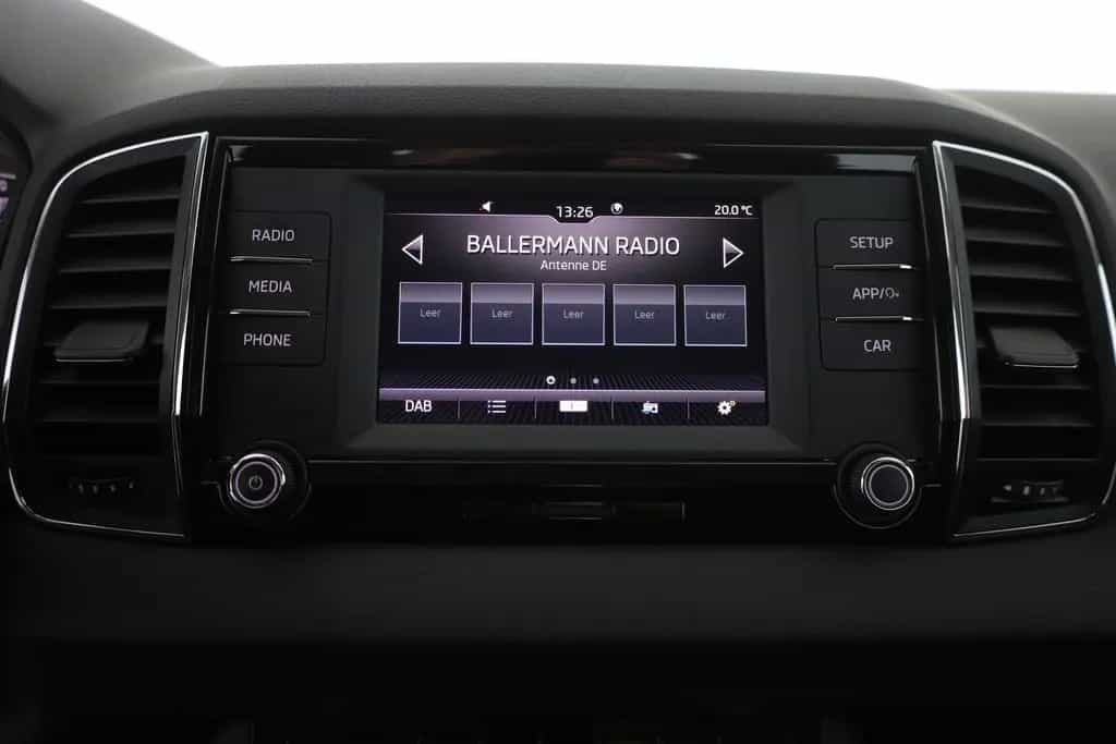 Skoda Karoq 1.5 16V TSI Ambition Android Apple AHK PDC 09/2018-photo-28