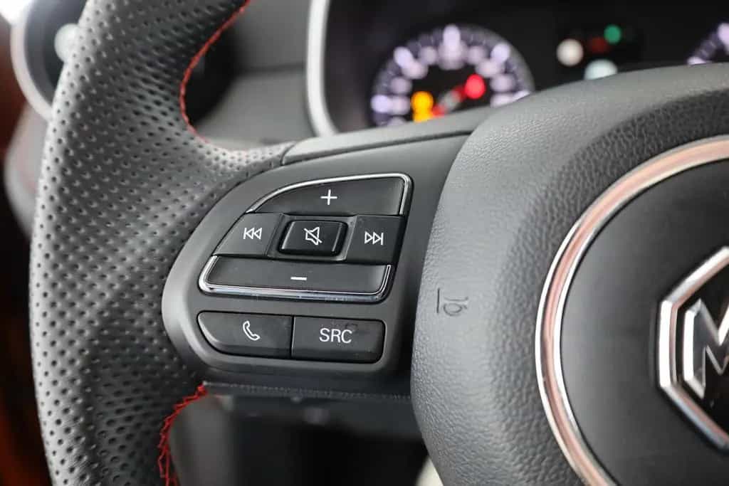 MG ZS 1.5 VTi-Tech Comfort LED Navi Kamera Tempomat 03/2025-photo-43