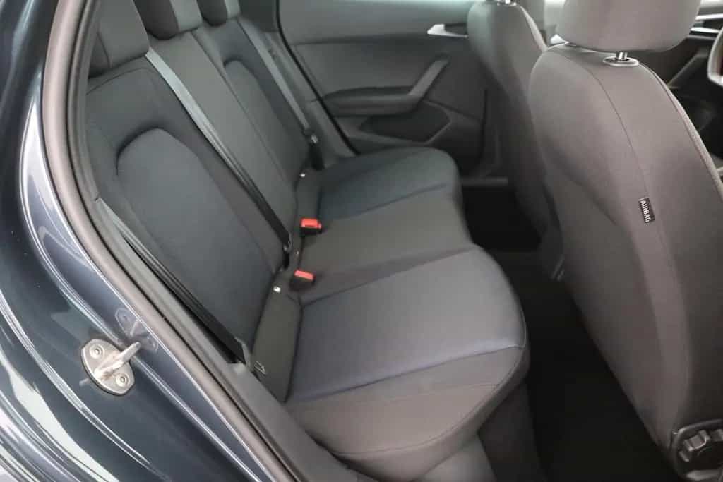 Seat Arona 1.5 TSI DSG FR LED Navi Sitzheizung Kamera 03/2022-photo-23