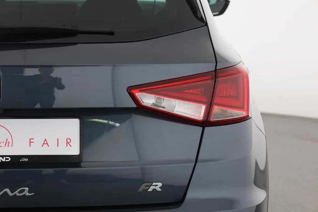 Seat Arona 1.5 TSI DSG FR LED Navi Sitzheizung Kamera 03/2022-photo-27