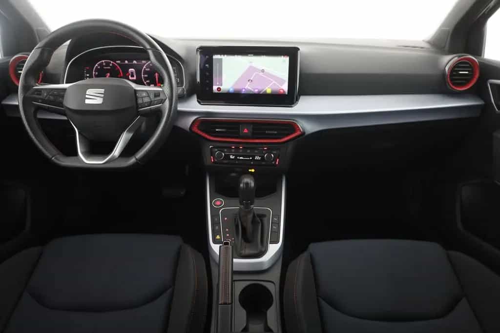 Seat Arona 1.5 TSI DSG FR LED Navi Sitzheizung Kamera 03/2022-photo-8