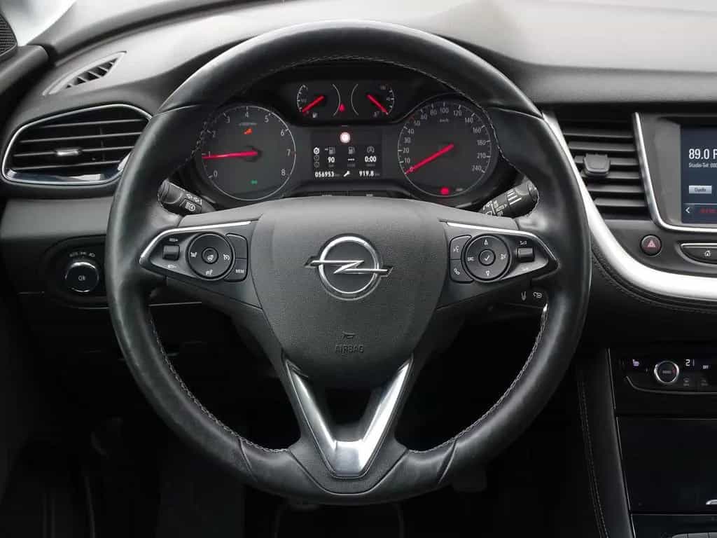 Opel Grandland X Klimaaut. PDC USB IntelliLink 05/2019-photo-14