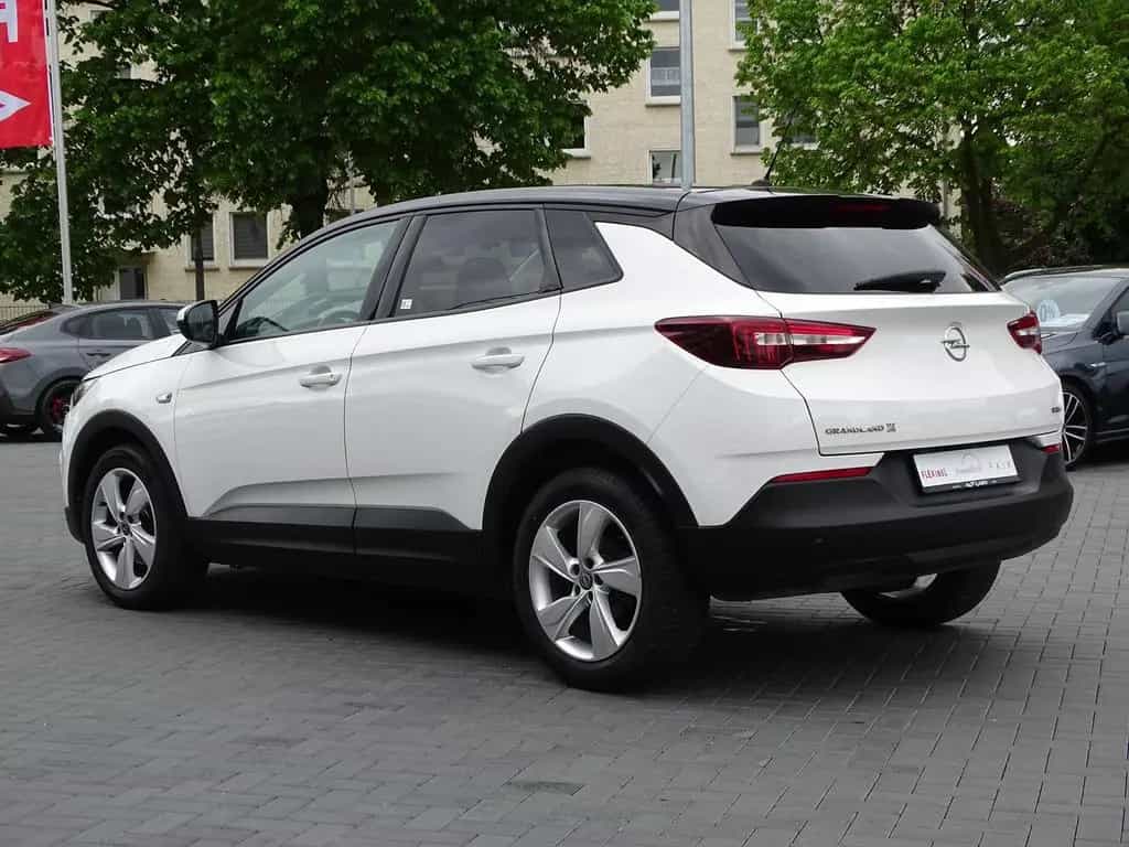 Opel Grandland X Klimaaut. PDC USB IntelliLink 05/2019-photo-2