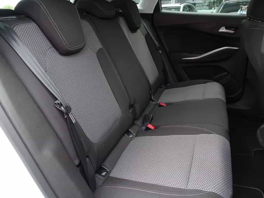 Opel Grandland X Klimaaut. PDC USB IntelliLink 05/2019-photo-24