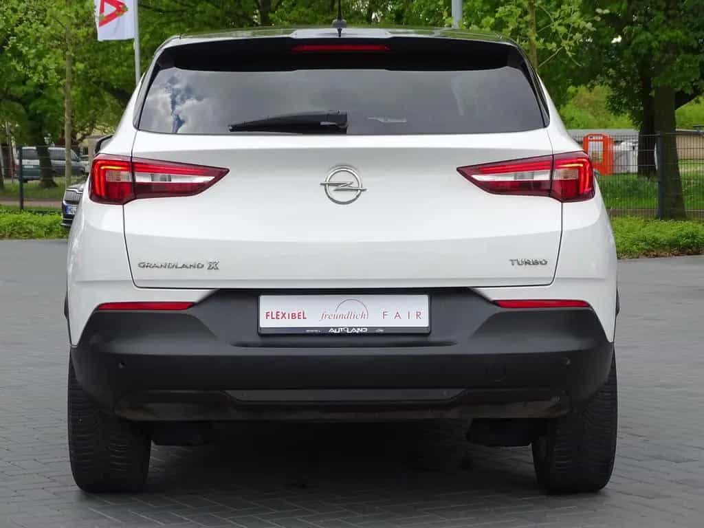 Opel Grandland X Klimaaut. PDC USB IntelliLink 05/2019-photo-3