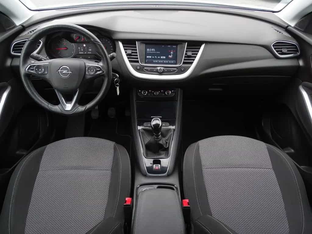 Opel Grandland X Klimaaut. PDC USB IntelliLink 05/2019-photo-8
