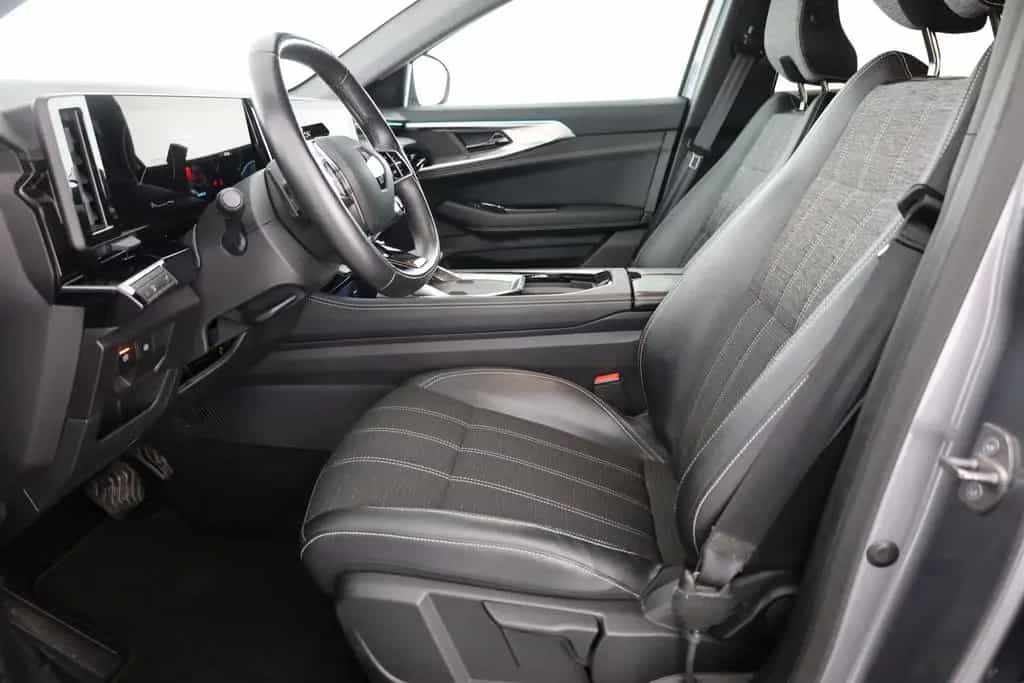 Renault Austral 1.3 Aut. LED Navi Kamera AHK 03/2023-photo-24