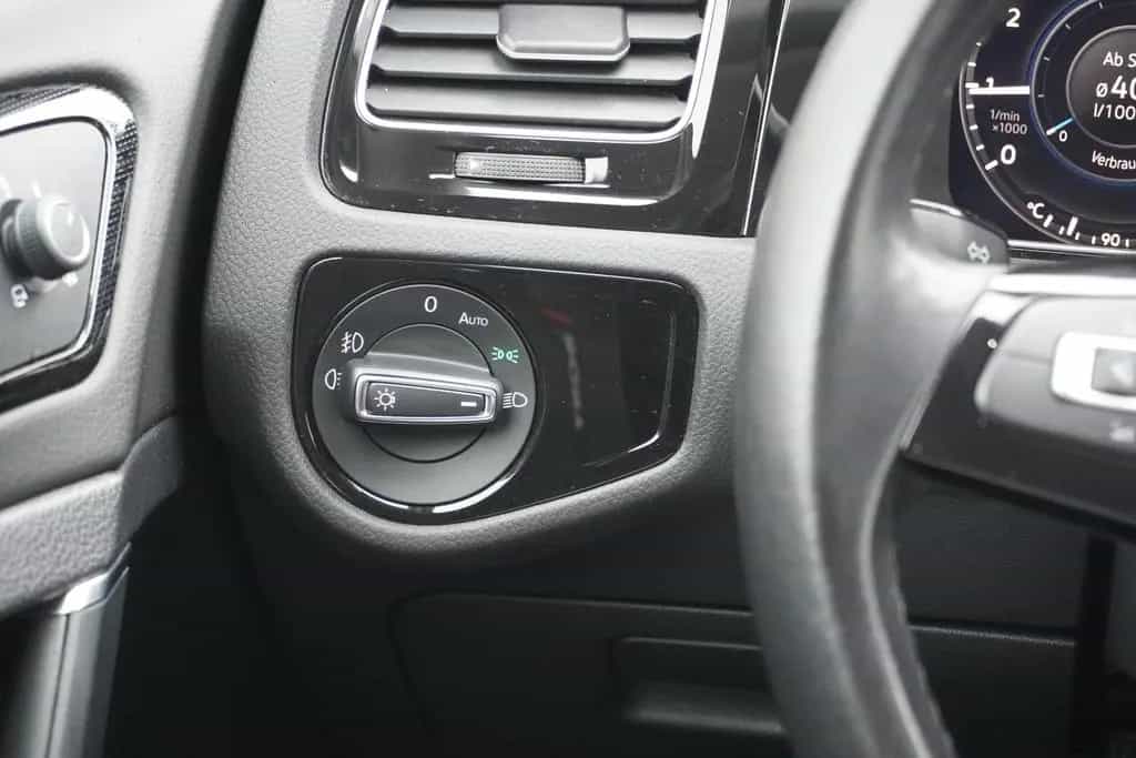 Volkswagen Golf VII 1.5 Highline LED Totwinkel App Connect 11/2019-photo-15