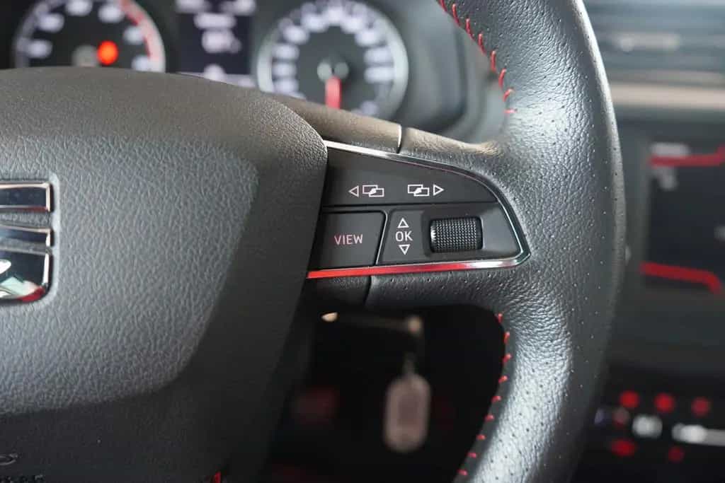 Seat Ibiza 1.0 TSI FR LED FullLink Tempomat PDC USB 08/2019-photo-21