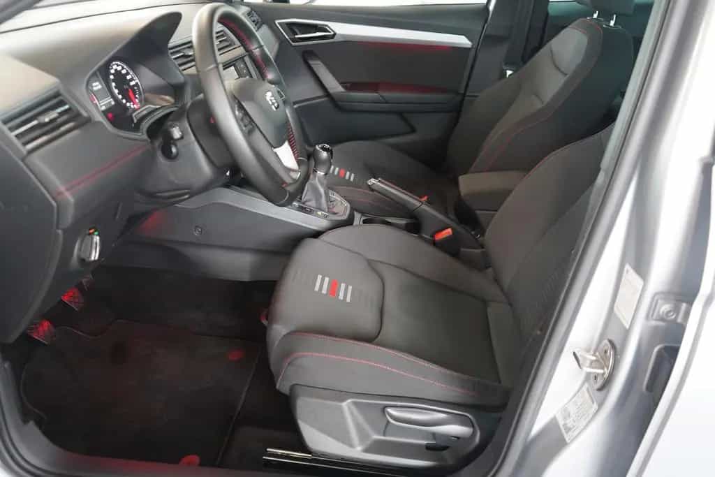 Seat Ibiza 1.0 TSI FR LED FullLink Tempomat PDC USB 08/2019-photo-27