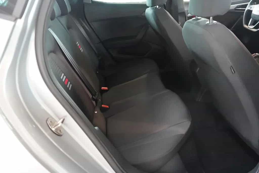 Seat Ibiza 1.0 TSI FR LED FullLink Tempomat PDC USB 08/2019-photo-29