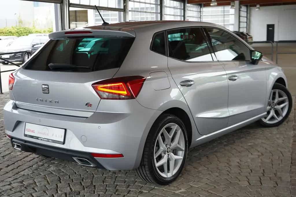 Seat Ibiza 1.0 TSI FR LED FullLink Tempomat PDC USB 08/2019-photo-5