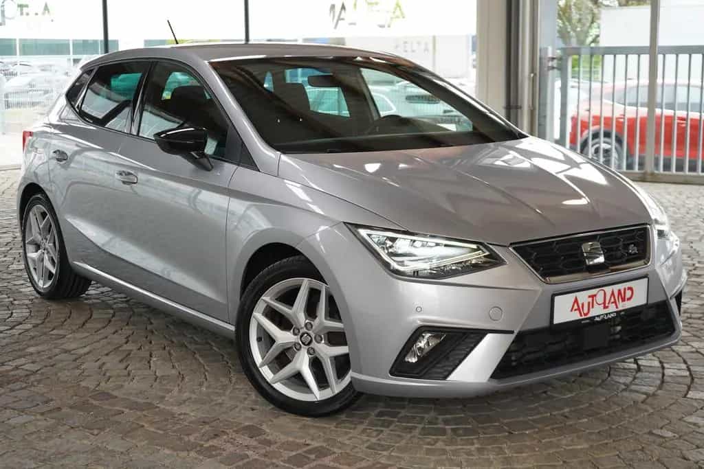 Seat Ibiza 1.0 TSI FR LED FullLink Tempomat PDC USB 08/2019-photo-7