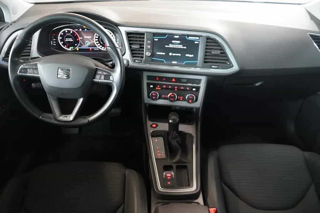 Seat Leon 1.5 Xcellence LED FullLink Kamera ACC DAB 06/2019-photo-11