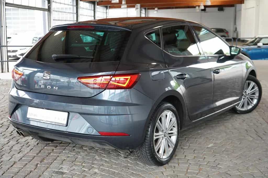 Seat Leon 1.5 Xcellence LED FullLink Kamera ACC DAB 06/2019-photo-5