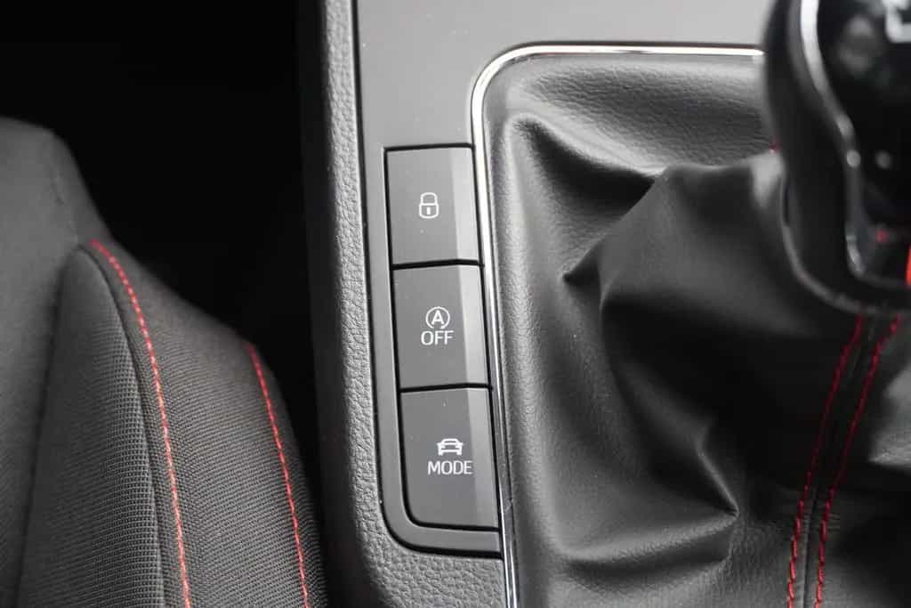 Seat Ibiza 1.0 TSI FR FullLink Tempomat PDC USB 07/2019-photo-15