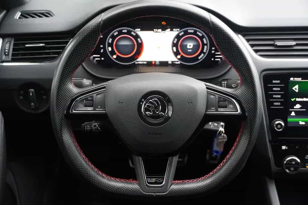 Skoda Octavia Combi 2.0 RS 245 Navi Digitales Cockpit 05/2019-photo-10