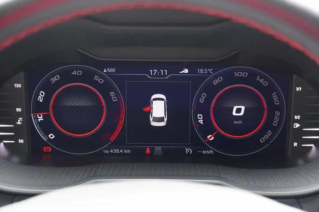 Skoda Octavia Combi 2.0 RS 245 Navi Digitales Cockpit 05/2019-photo-15