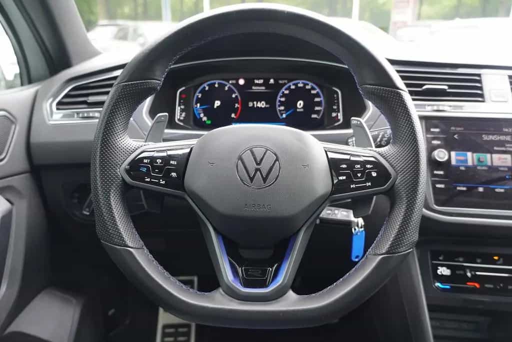 Volkswagen Tiguan 2.0 R DSG 4M LED ACC DCC Navi Alcantara 03/2021-photo-10