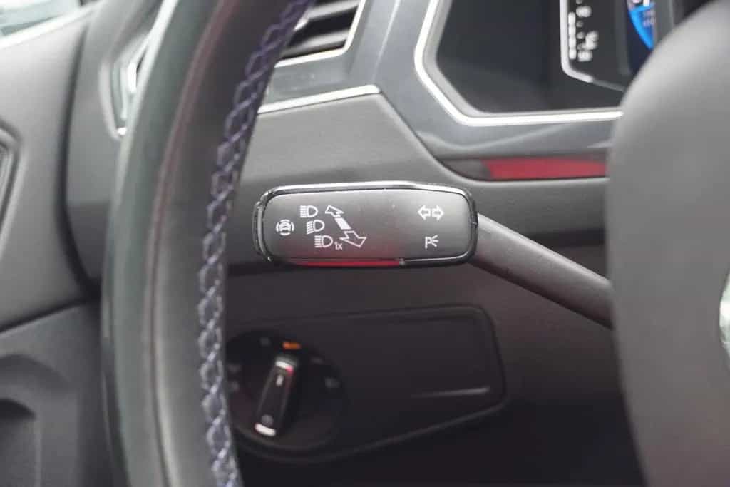 Volkswagen Tiguan 2.0 R DSG 4M LED ACC DCC Navi Alcantara 03/2021-photo-28