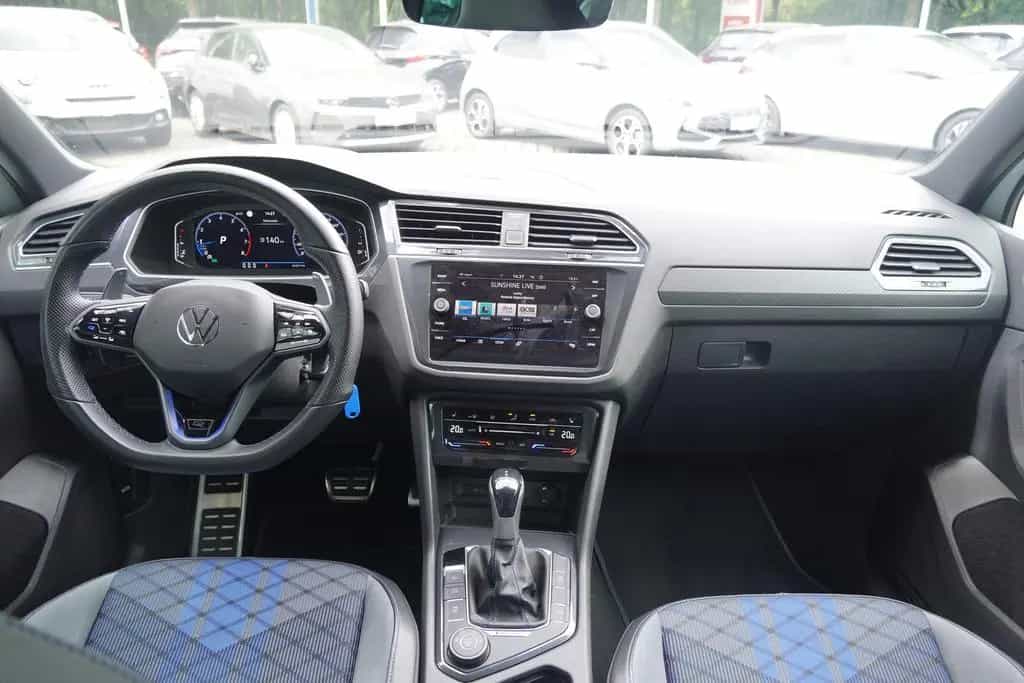 Volkswagen Tiguan 2.0 R DSG 4M LED ACC DCC Navi Alcantara 03/2021-photo-9