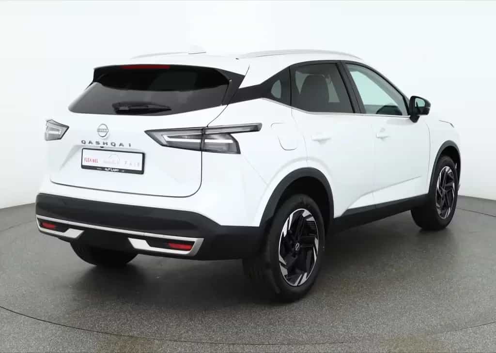 Nissan Qashqai N-Connecta 1.3 Dig-T Aut. LED ACC Navi K 03/2026-photo-4