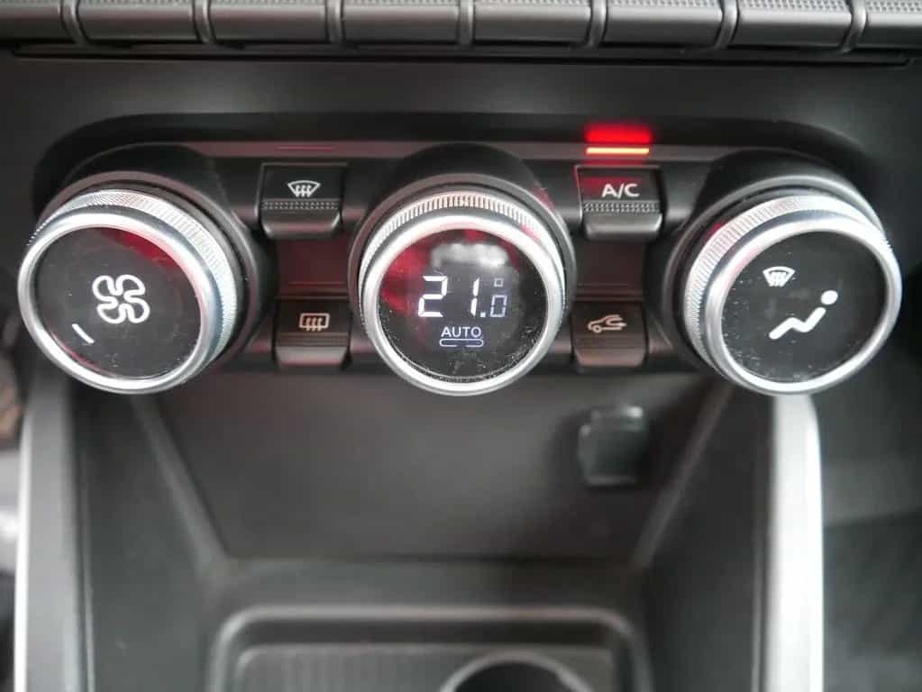 Dacia Duster II 1.3 TCE Prestige Navi Tempomat Kamera 08/2019-photo-18
