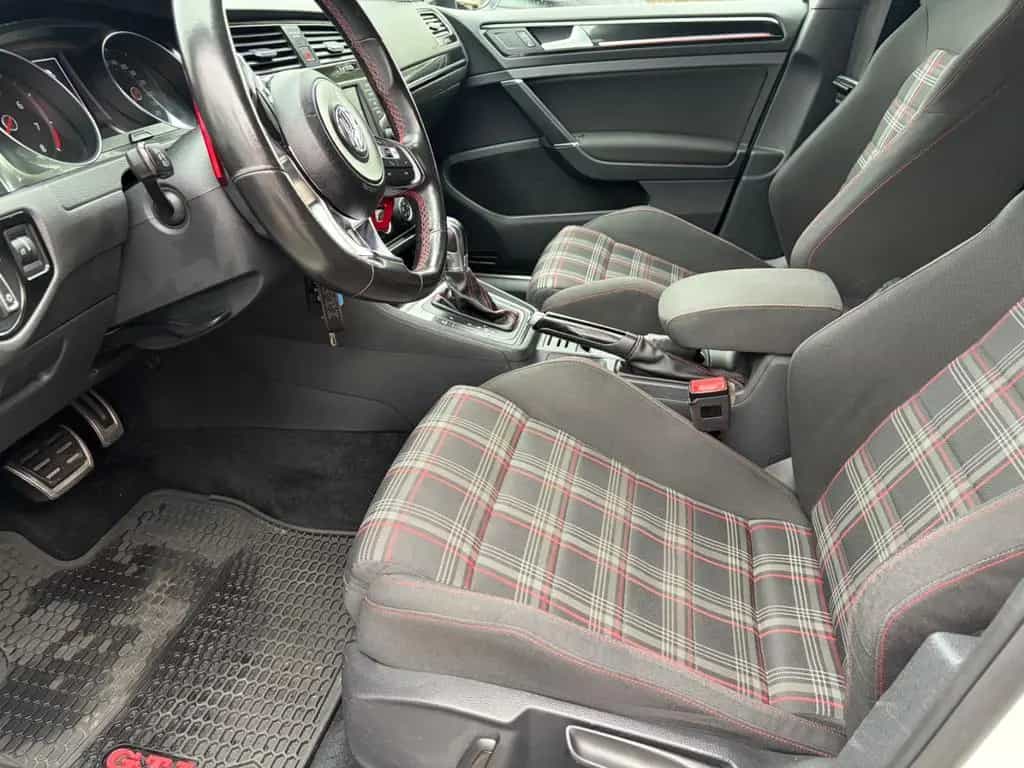 Volkswagen Golf 2.0 TSI DSG GTI/KAMERA/TEMPOM/ALU/NAVI/CarP 10/2017-photo-12