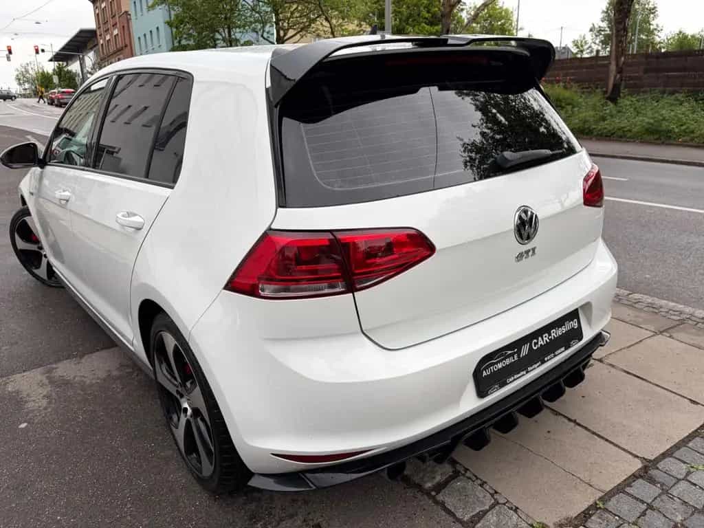 Volkswagen Golf 2.0 TSI DSG GTI/KAMERA/TEMPOM/ALU/NAVI/CarP 10/2017-photo-6
