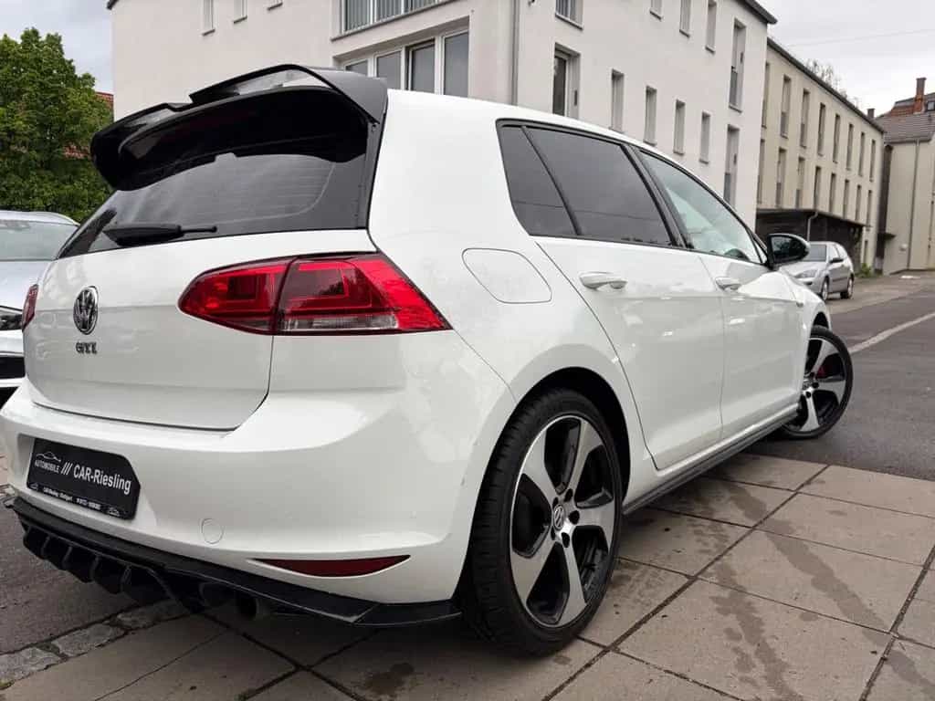 Volkswagen Golf 2.0 TSI DSG GTI/KAMERA/TEMPOM/ALU/NAVI/CarP 10/2017-photo-8