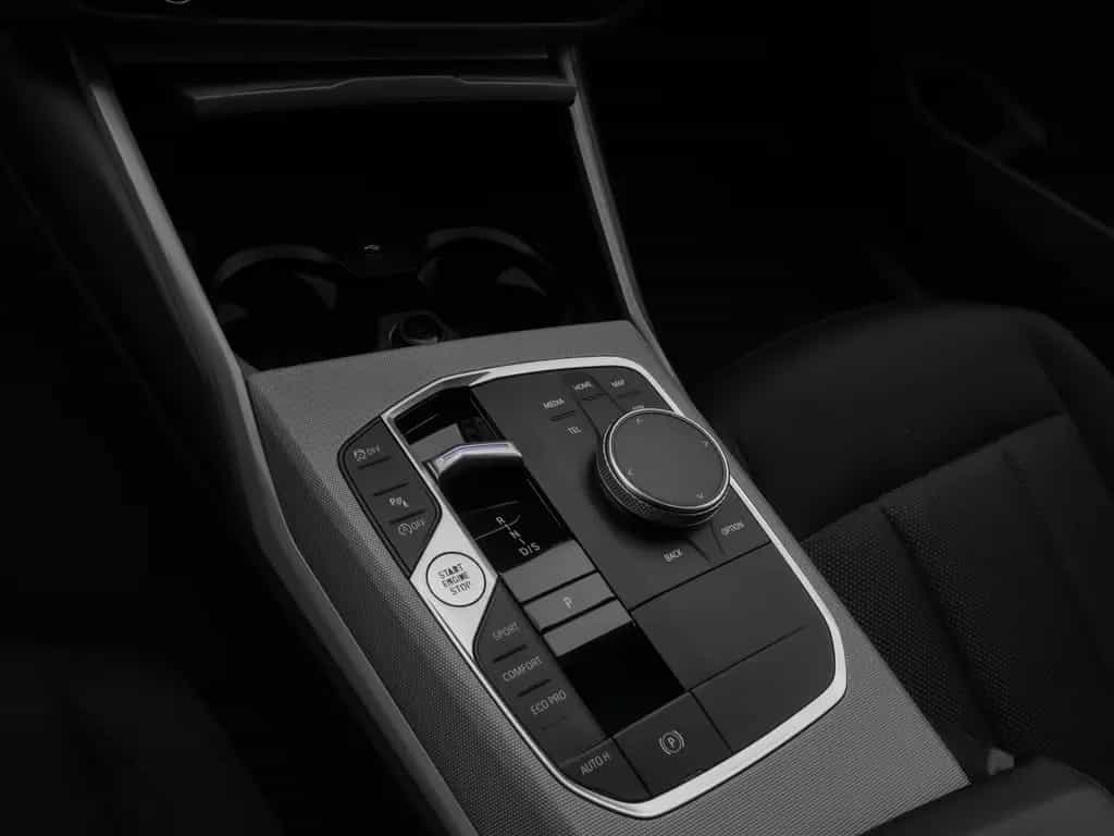 BMW 3 Series i xD DAB HUD CockPitPro PDCFernlichtassist 10/2022-photo-22