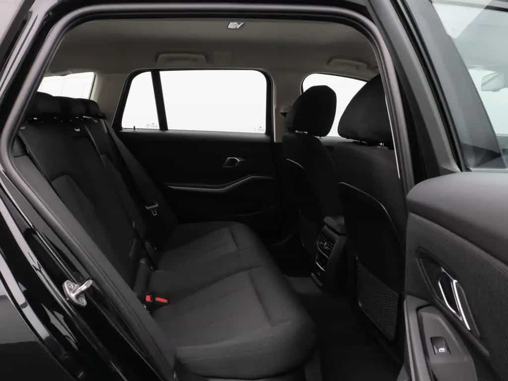 BMW 3 Series i xD DAB HUD CockPitPro PDCFernlichtassist 10/2022-photo-26