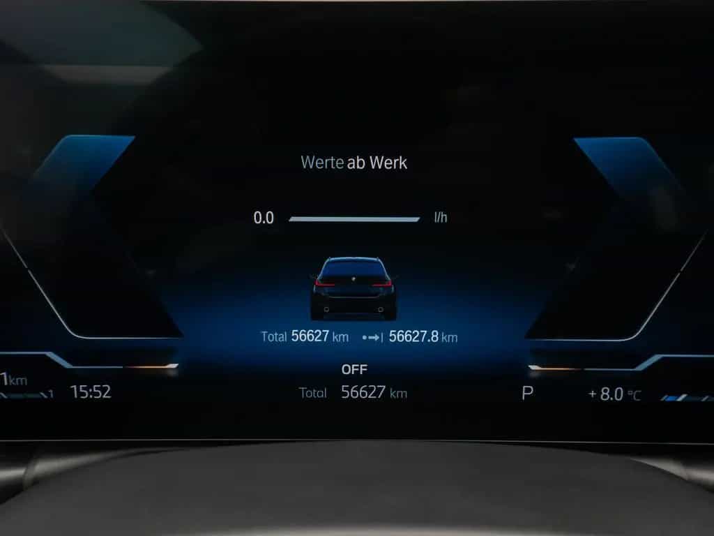BMW 3 Series i xD DAB HUD CockPitPro PDCFernlichtassist 10/2022-photo-40