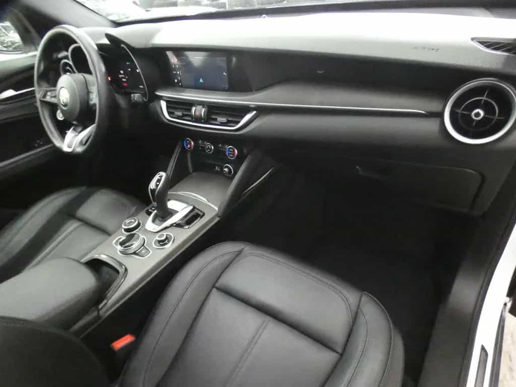 Alfa Romeo Stelvio Ti Q4 2.2 JTDM*MATRIX*NAVI*KEYLESS*ACC 08/2023-photo-10