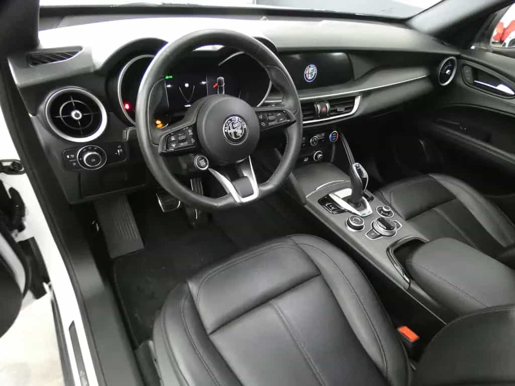 Alfa Romeo Stelvio Ti Q4 2.2 JTDM*MATRIX*NAVI*KEYLESS*ACC 08/2023-photo-7