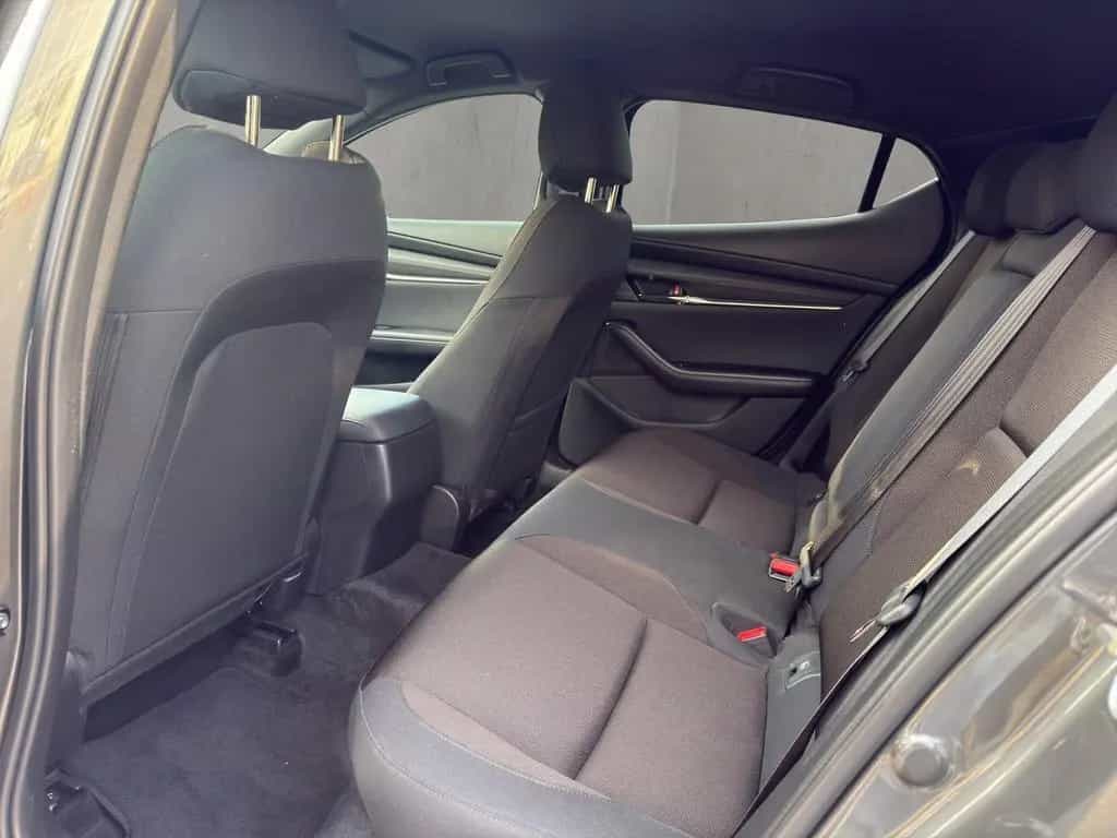 Mazda 3 G 122 PS 6MT FWD EXCLUSIVE DASO DESI 09/2023-photo-9