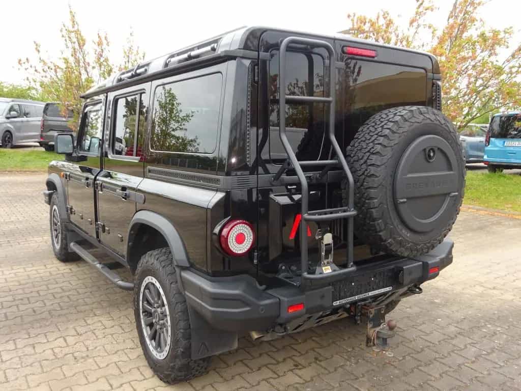 INEOS Grenadier Station Wagon Fieldmaster Edition 07/2023-photo-3