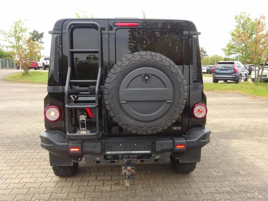 INEOS Grenadier Station Wagon Fieldmaster Edition 07/2023-photo-4