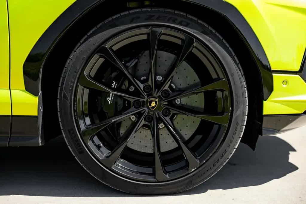 Lamborghini Urus 4.0 V8 S Verde Citrea BO Night AHK WAR 4/28 02/2023-photo-23