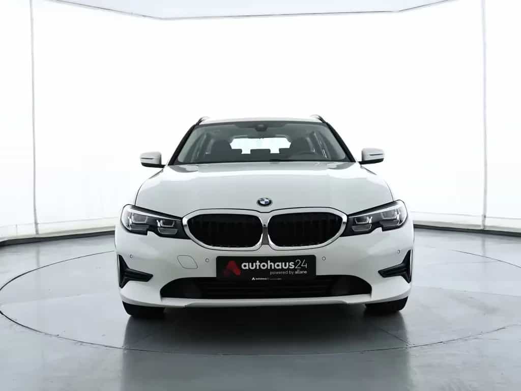 BMW 320 d Mild Hybrid   LED|PDC|Sitzhzg 04/2022-photo-1