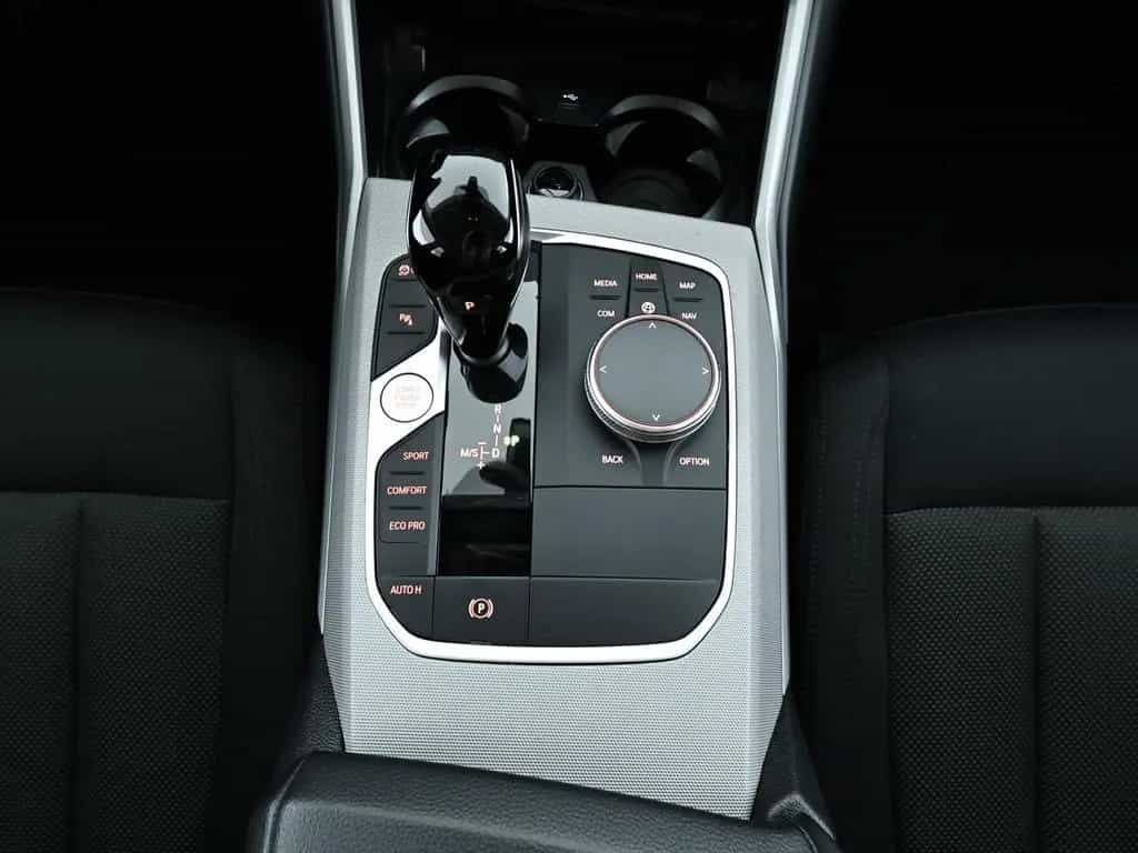 BMW 320 d Mild Hybrid   LED|PDC|Sitzhzg 04/2022-photo-12