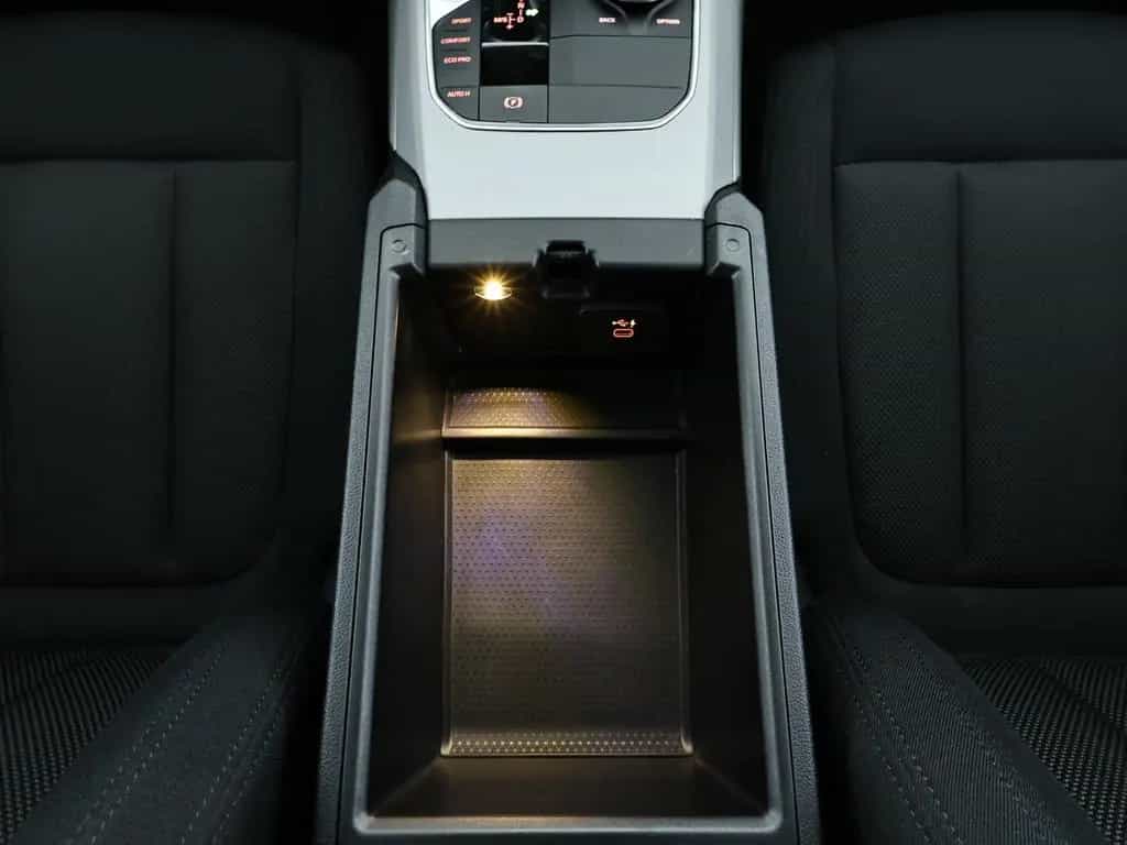 BMW 320 d Mild Hybrid   LED|PDC|Sitzhzg 04/2022-photo-13