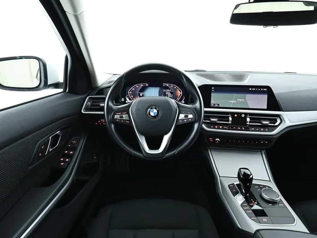 BMW 320 d Mild Hybrid   LED|PDC|Sitzhzg 04/2022-photo-9