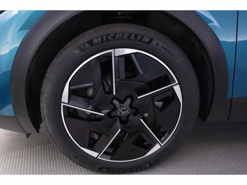 Peugeot 408 1.2Puretech Aut.130 GT+LED+NAVI+VIRTUAL+PDC 08/2023-photo-13