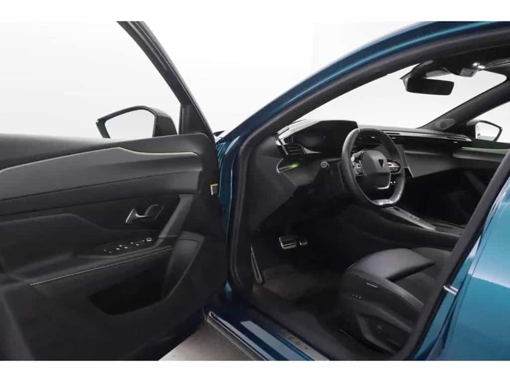 Peugeot 408 1.2Puretech Aut.130 GT+LED+NAVI+VIRTUAL+PDC 08/2023-photo-15