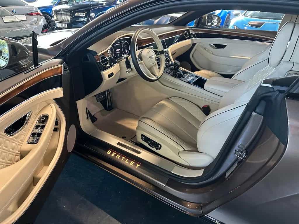 Bentley Continental GT 6.0 W12*Mulliner*Service neu 03/2019-photo-10