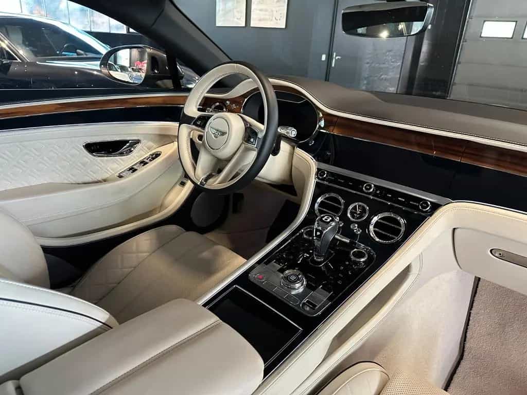 Bentley Continental GT 6.0 W12*Mulliner*Service neu 03/2019-photo-26