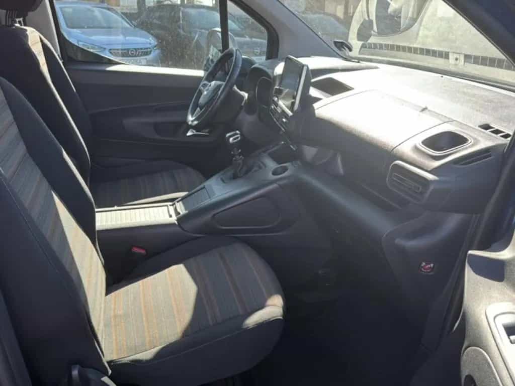 Opel Combo Life INNOVATION Keyless HUD SHZ LenkradHZG 06/2018-photo-11