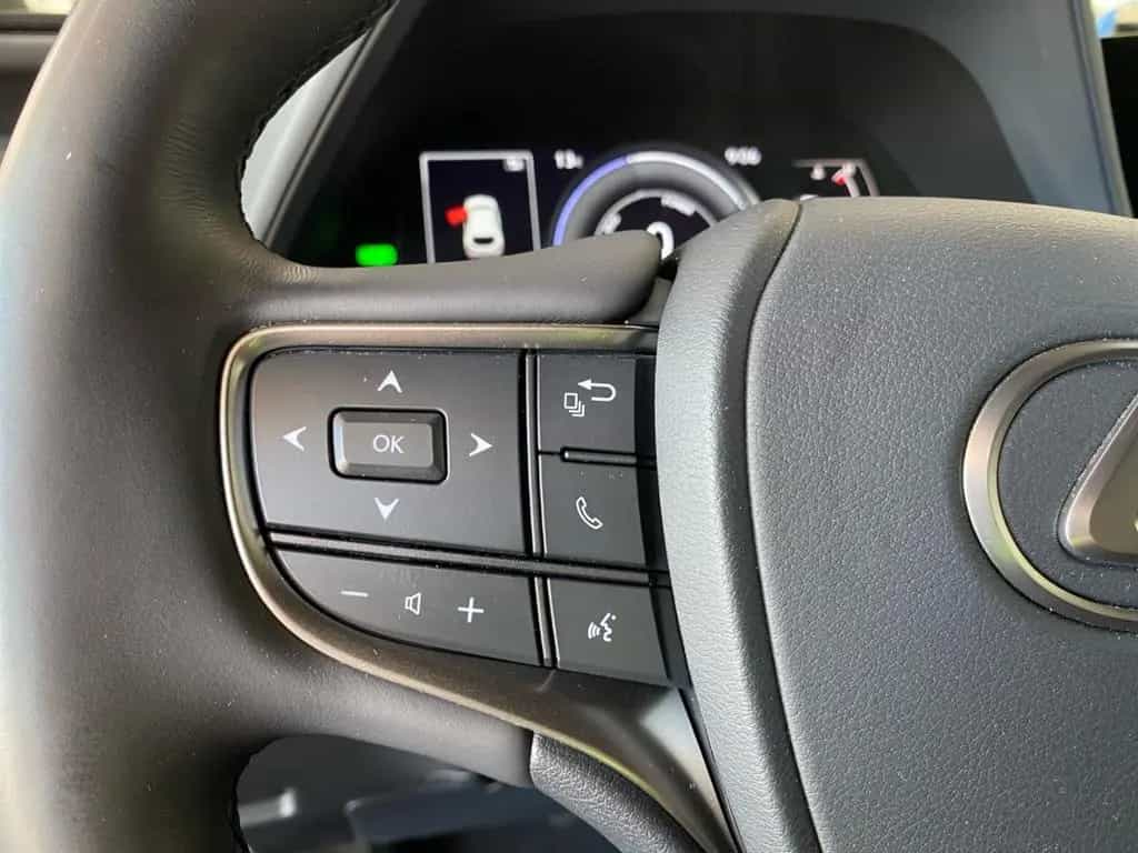 Lexus UX 250h Style Edition *Bi-LED*ACC*Kamera*SHZ*Car 04/2023-photo-24