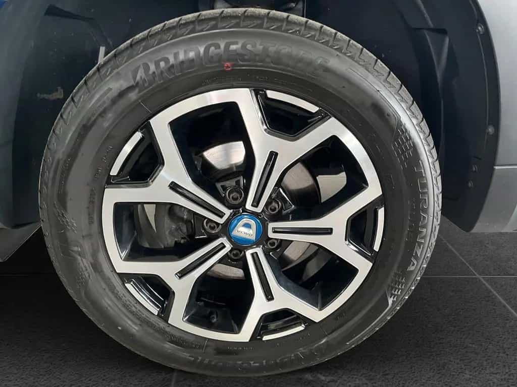 Dacia Duster 1.3 TCe Celebration 2WD /SHZ/KLIMA-A/ 10/2020-photo-15